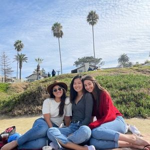 Meet your Posher, Mikayla